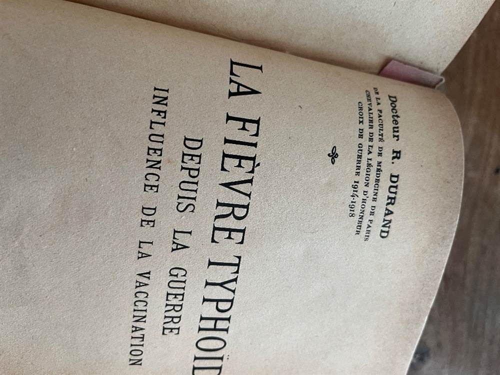 Foto 6Tesi medicina 1920 francese
