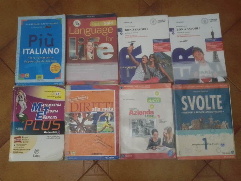 Foto 3Libri delle superiori