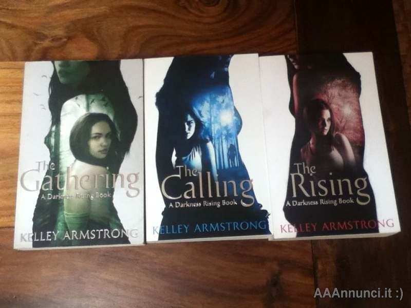 A darkness rising libri 1,2 e 3. In inglese.Ottimi usati
